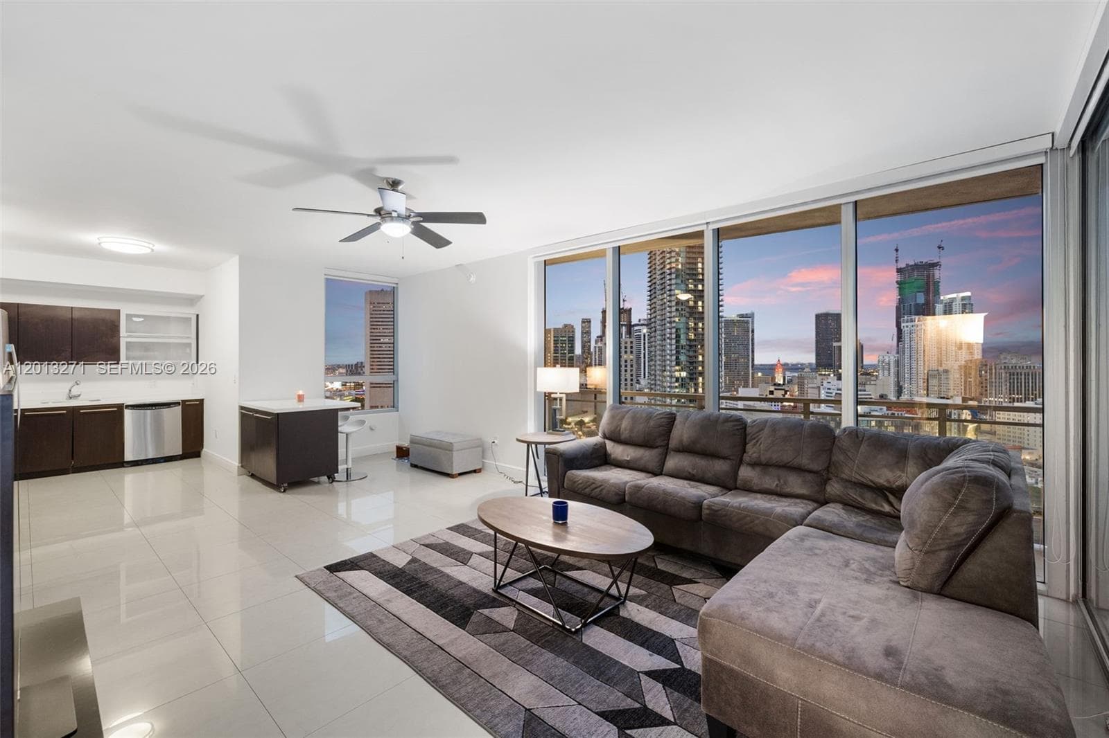 90 SW 3rd St # 2504, Miami FL 33130 — 28