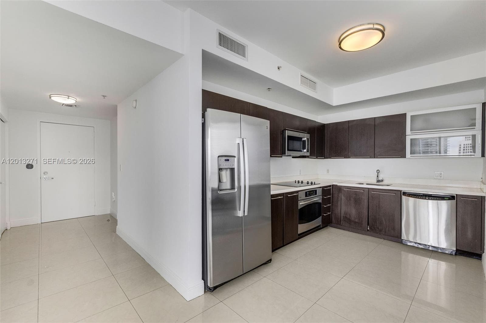 90 SW 3rd St # 2504, Miami FL 33130 — 5