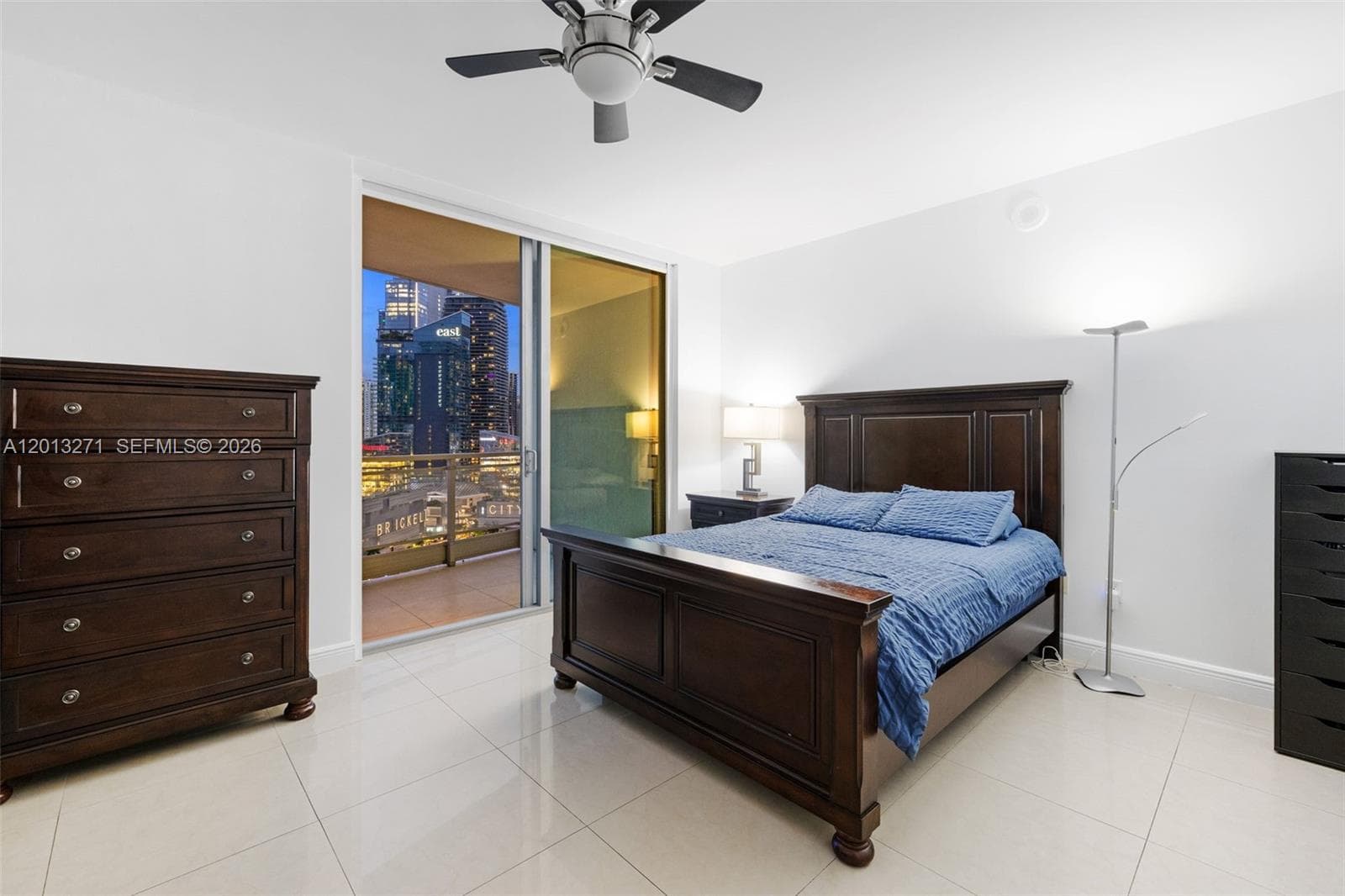 90 SW 3rd St # 2504, Miami FL 33130 — 30