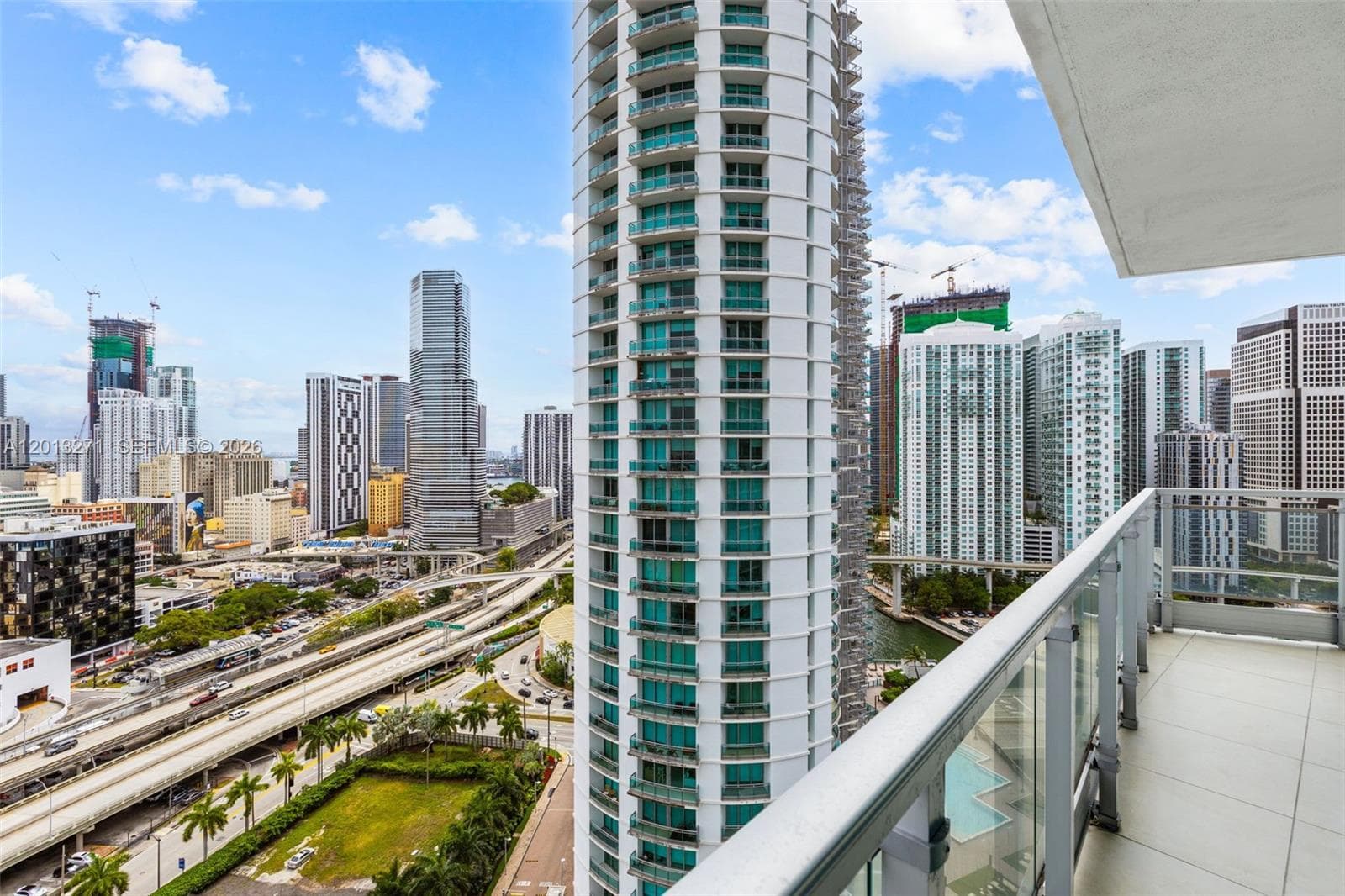 90 SW 3rd St # 2504, Miami FL 33130 — 38