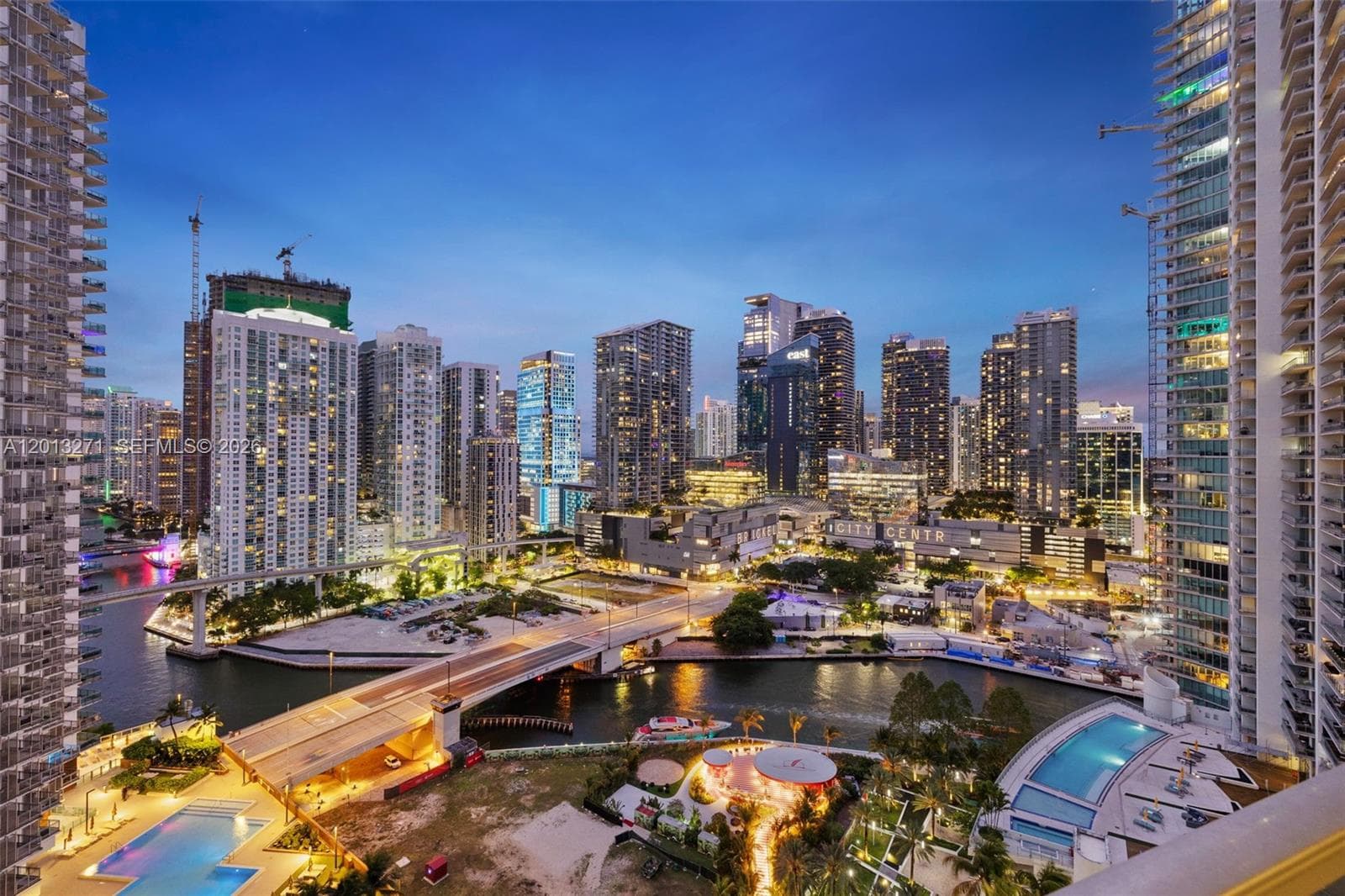 90 SW 3rd St # 2504, Miami FL 33130 — 41