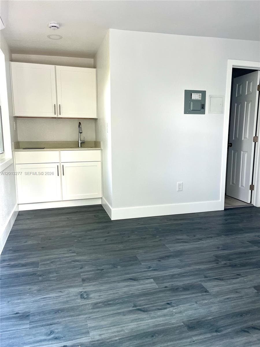 2331 NW 55th Ter, Miami FL 33142 — 2