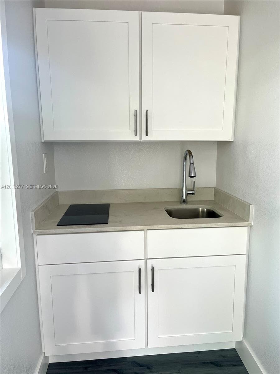 2331 NW 55th Ter, Miami FL 33142 — 4