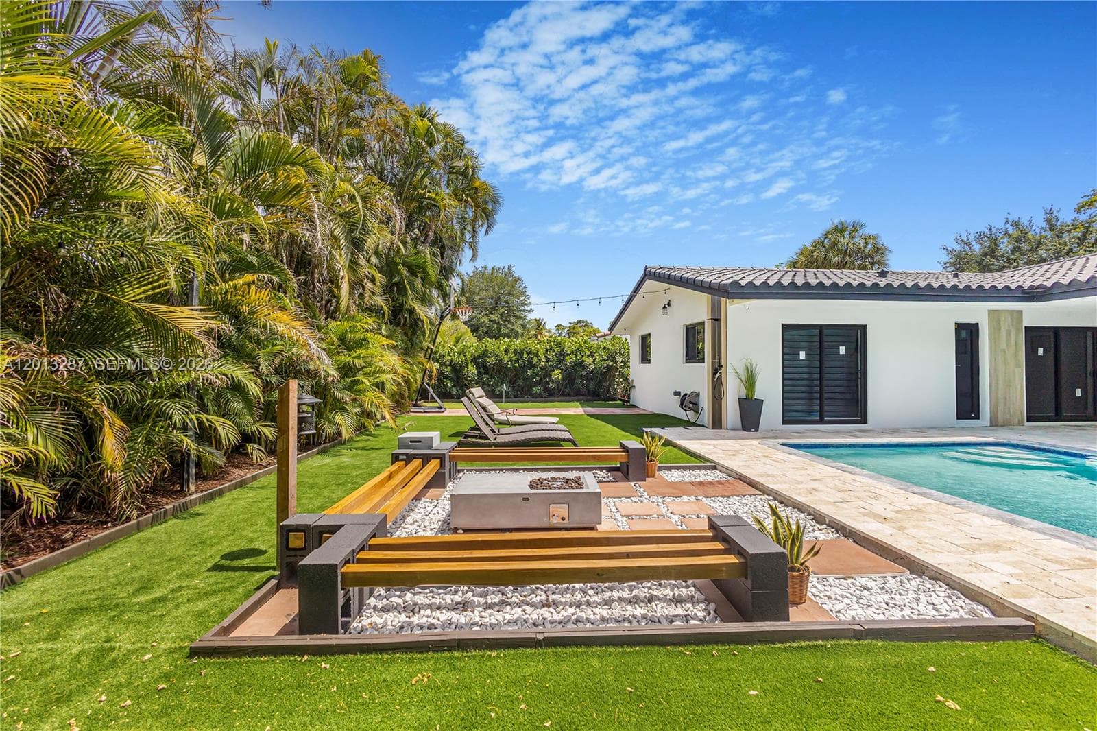15331 Turnbull Dr, Miami Lakes FL 33014 — 66