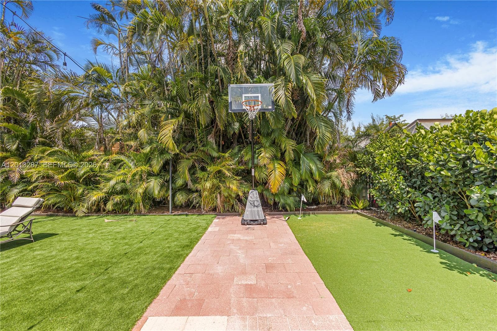 15331 Turnbull Dr, Miami Lakes FL 33014 — 69
