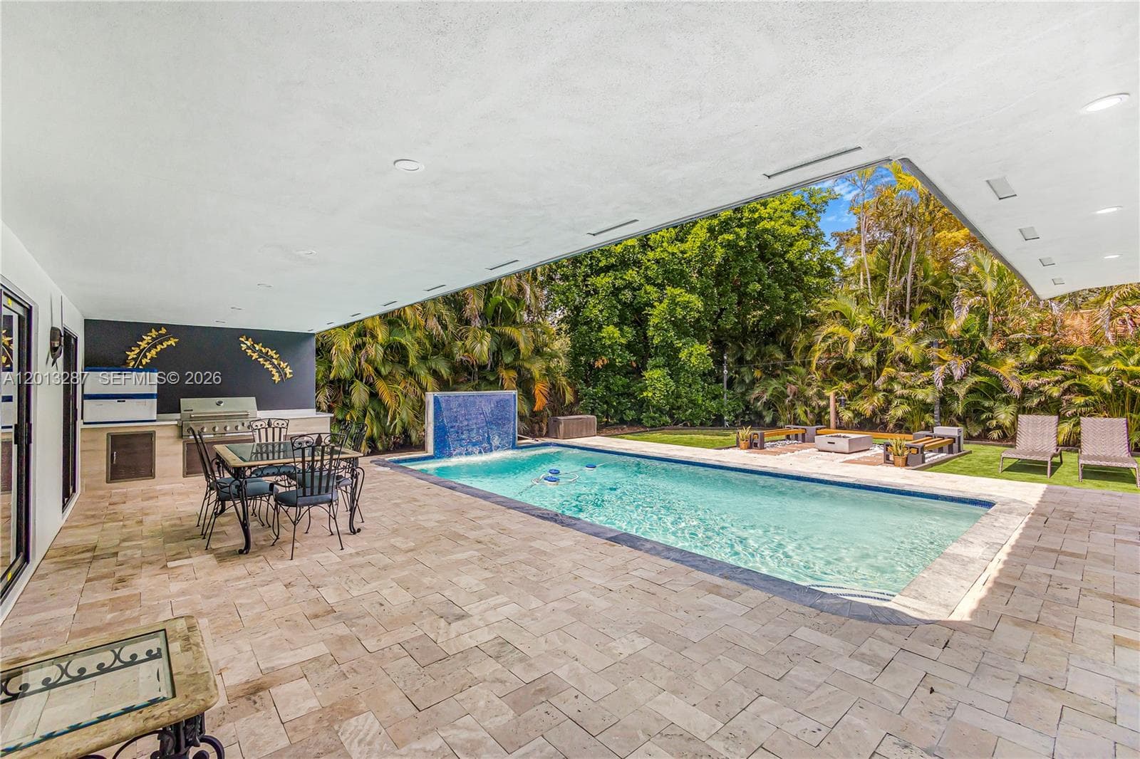 15331 Turnbull Dr, Miami Lakes FL 33014 — 55