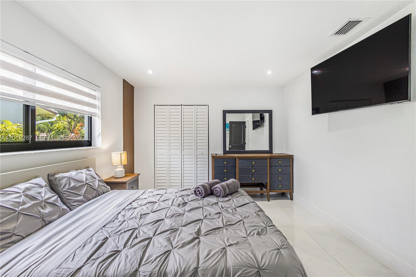 15331 Turnbull Dr, Miami Lakes FL 33014 — 25