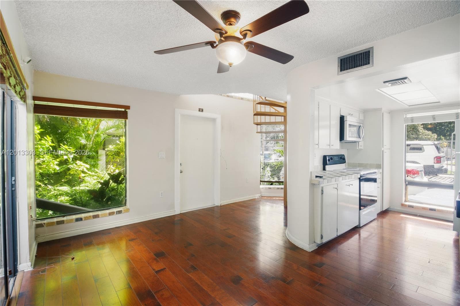 3044 SW 27th Ave # 9, Miami FL 33133 — 6