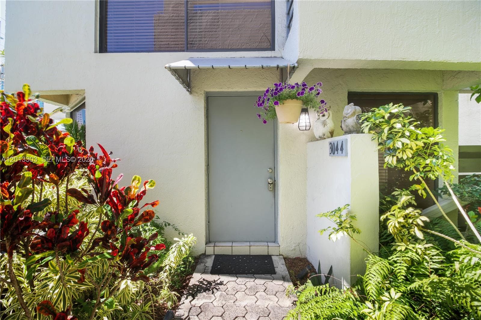 3044 SW 27th Ave # 9, Miami FL 33133 — 30