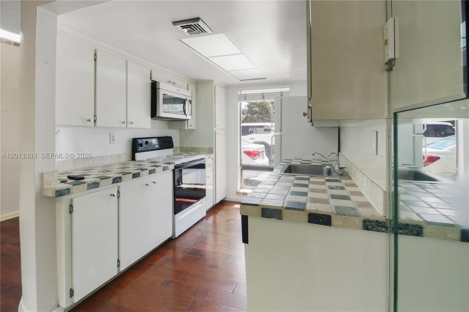 3044 SW 27th Ave # 9, Miami FL 33133 — 11