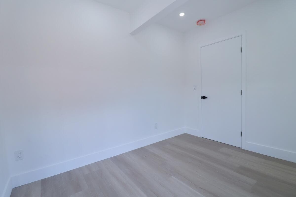 3040 NW 13th Avenue # 2, Miami FL 33142 — 5