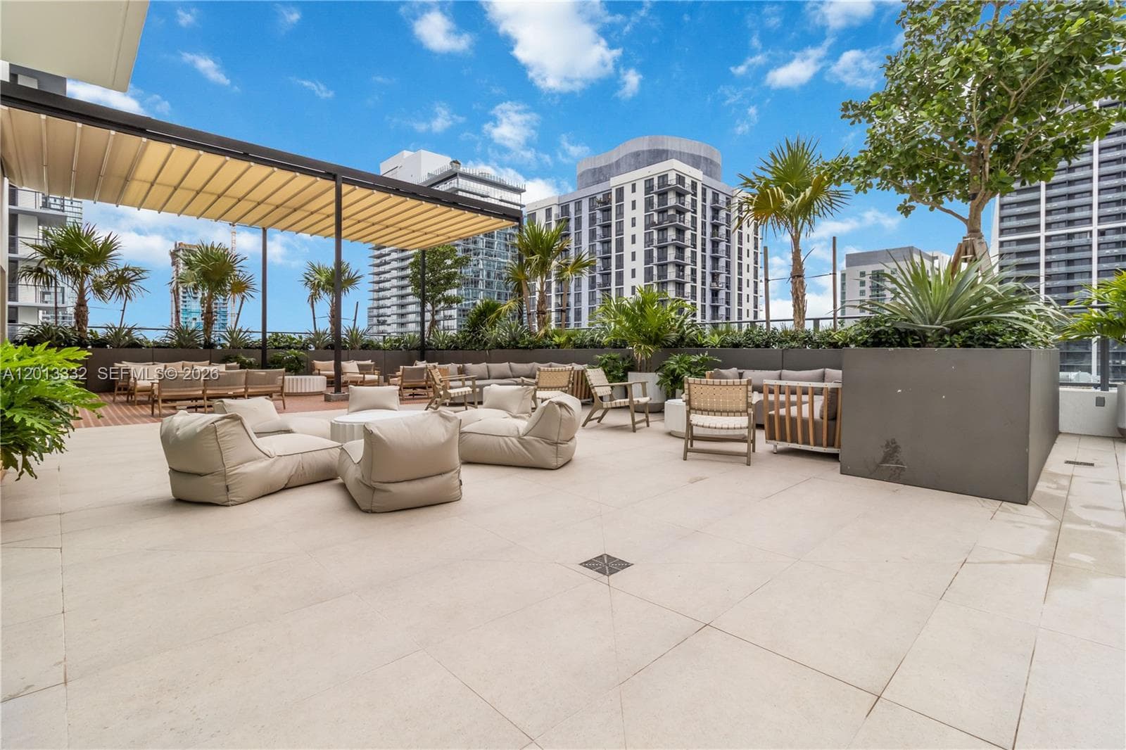 11 NE 6th St # 1513, Miami FL 33132 — 23