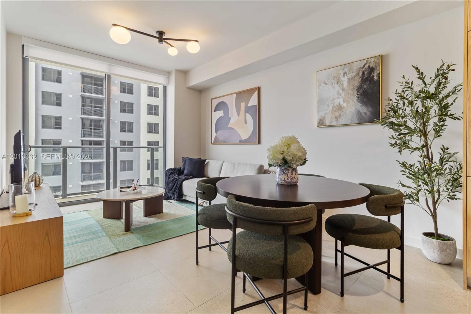 11 NE 6th St # 1513, Miami FL 33132 — 2