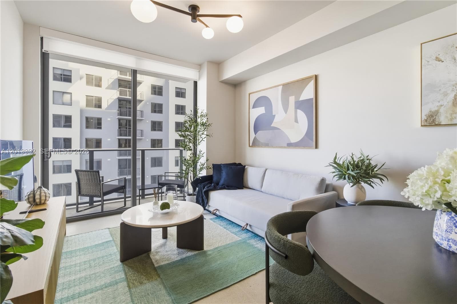 11 NE 6th St # 1513, Miami FL 33132 — 5