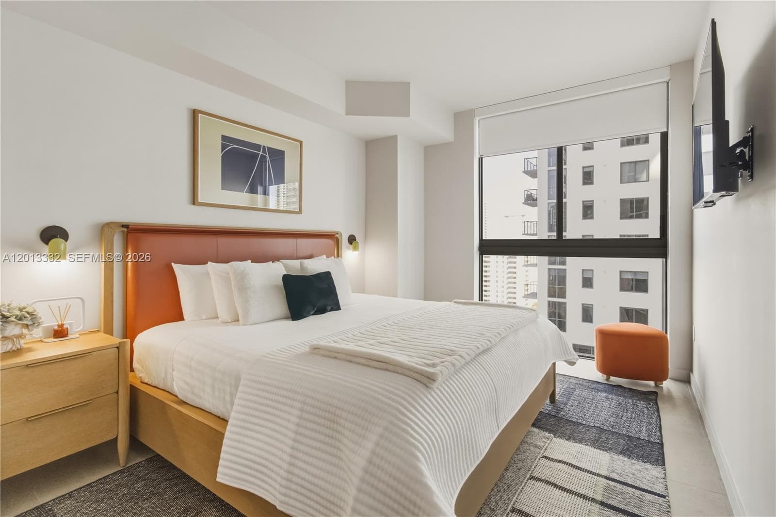 11 NE 6th St # 1513, Miami FL 33132 — 11