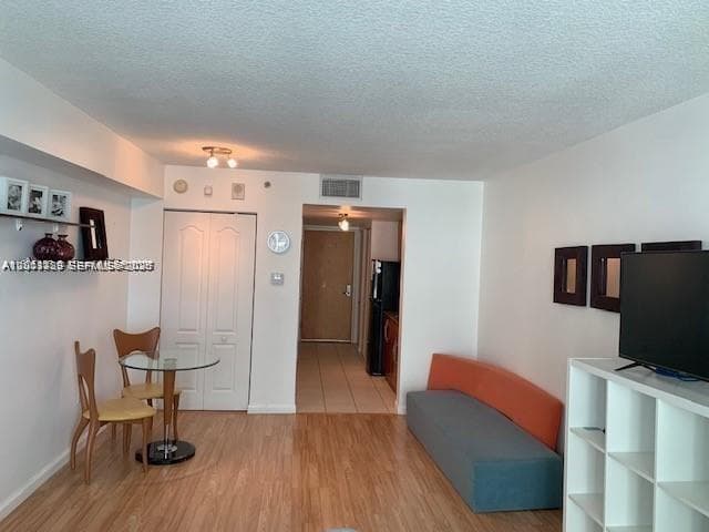 1200 Brickell Bay Dr # 2716, Miami FL 33131 — 2