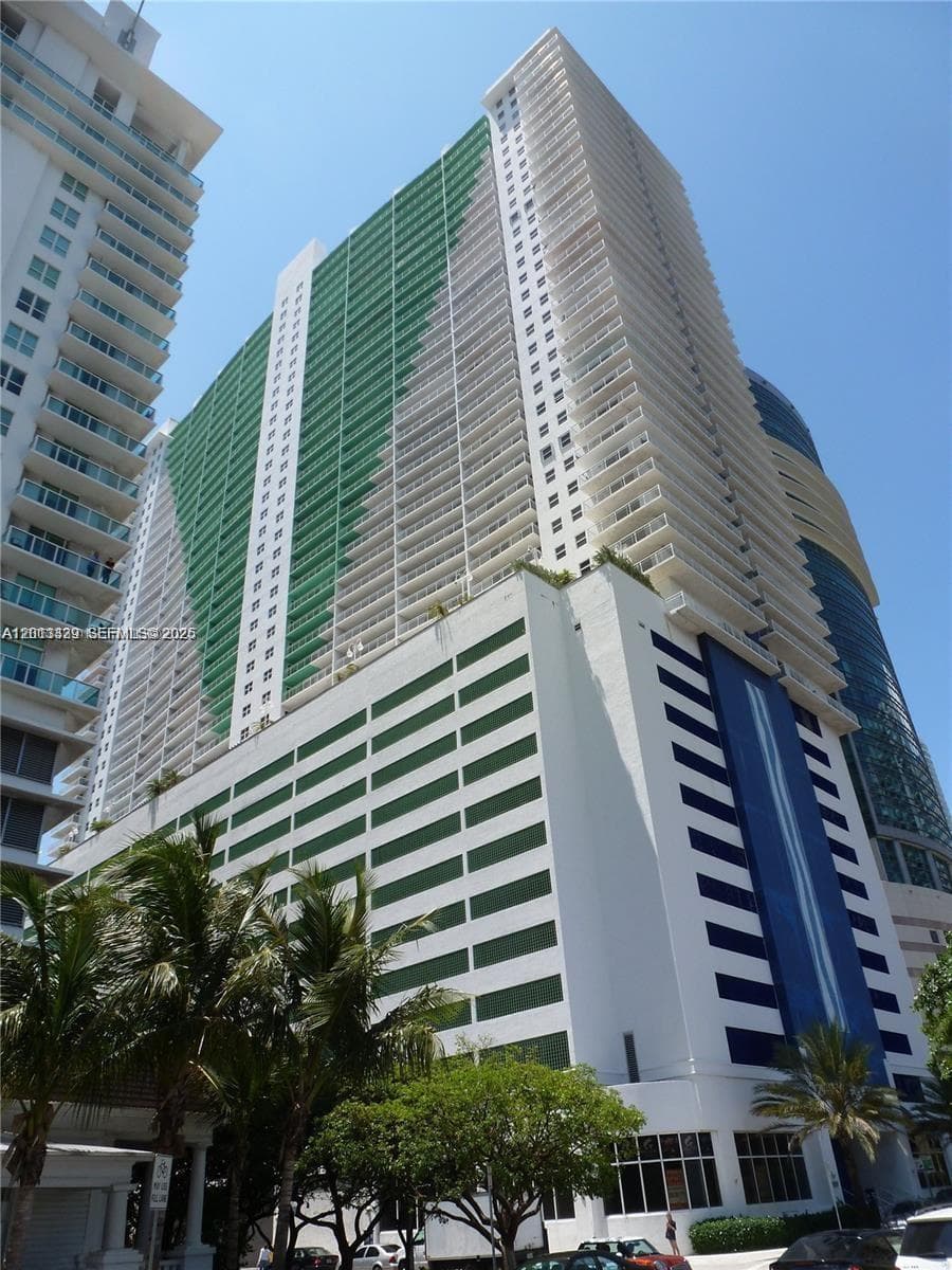 1200 Brickell Bay Dr # 2716, Miami FL 33131 — 12