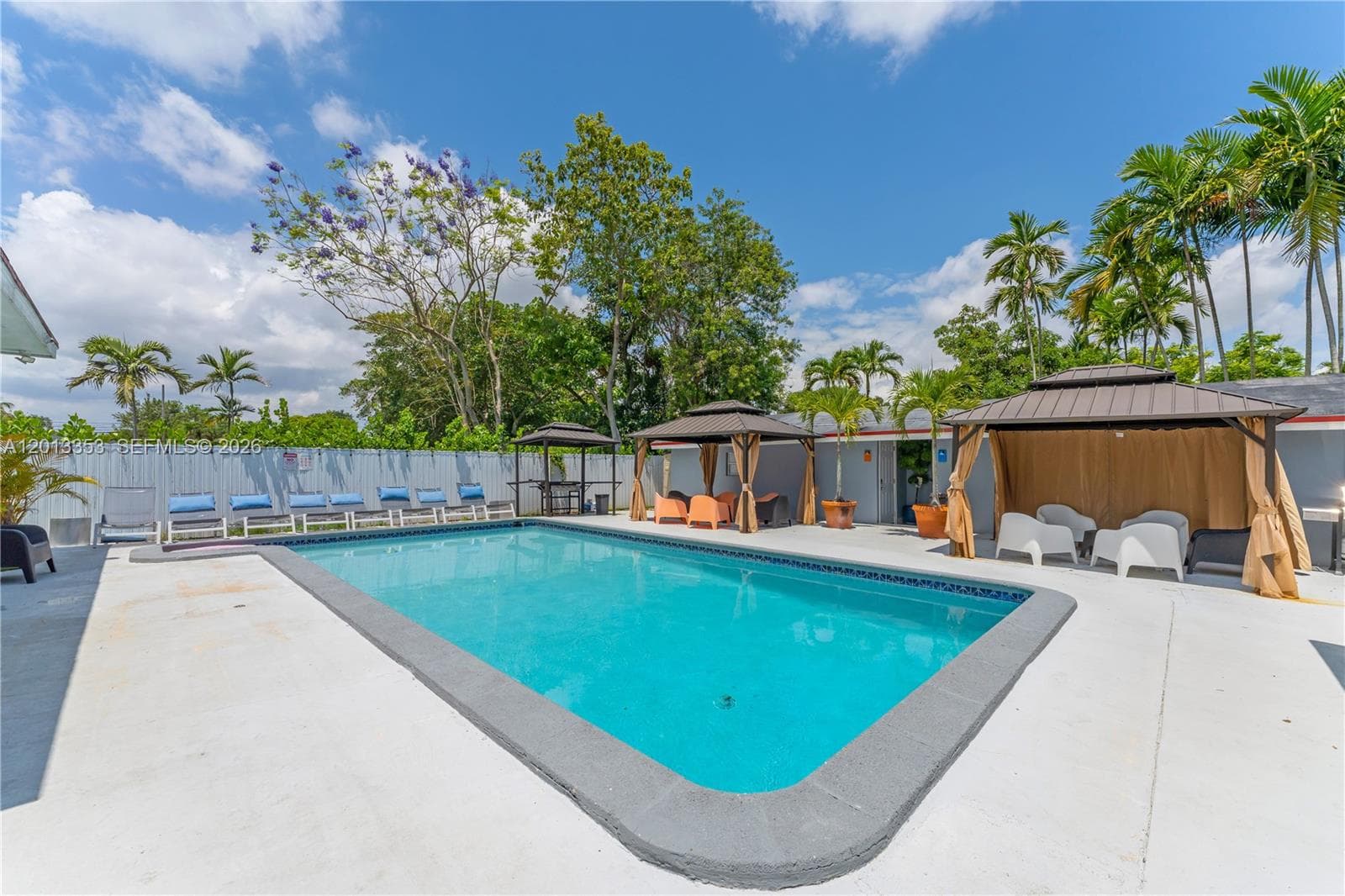 6355 SW 30th St, Miami FL 33155 — 42