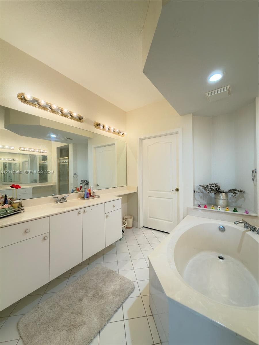 10720 NW 66th St # 510, Doral FL 33178 — 9