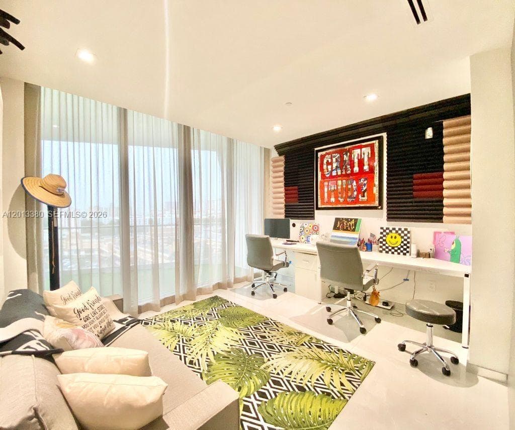 16901 Collins Ave # 701, Sunny Isles Beach FL 33160 — 23