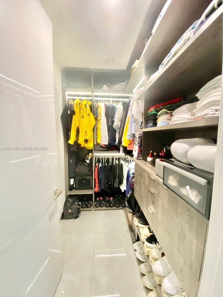 16901 Collins Ave # 701, Sunny Isles Beach FL 33160 — 36