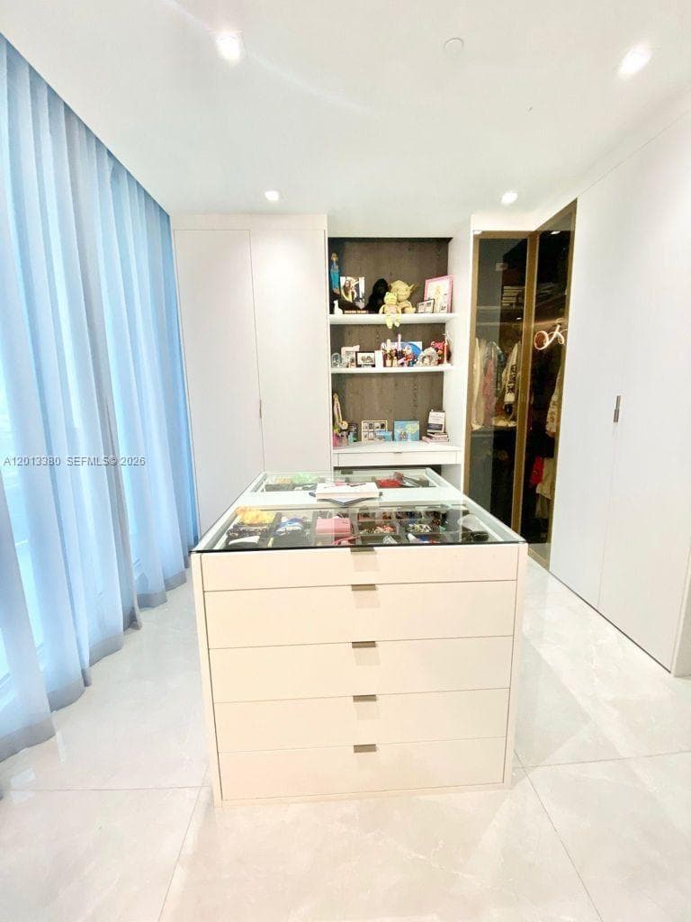 16901 Collins Ave # 701, Sunny Isles Beach FL 33160 — 28