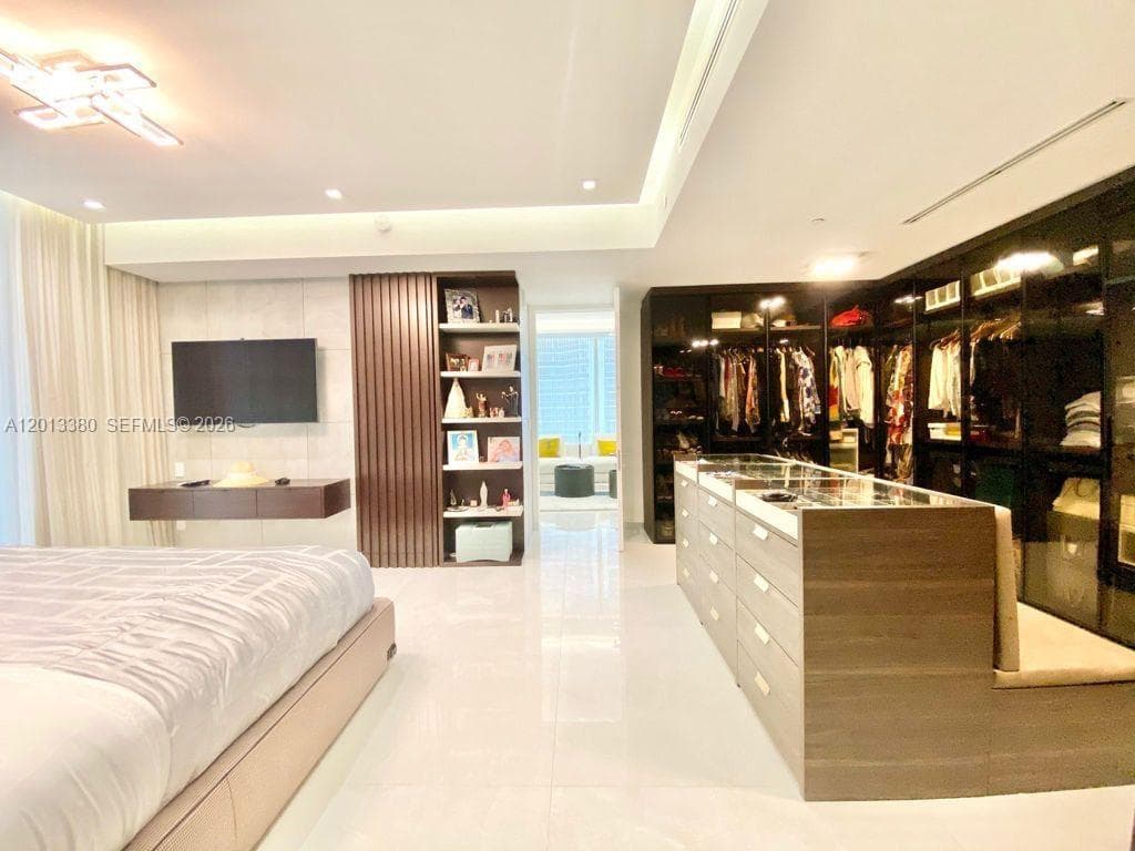 16901 Collins Ave # 701, Sunny Isles Beach FL 33160 — 38