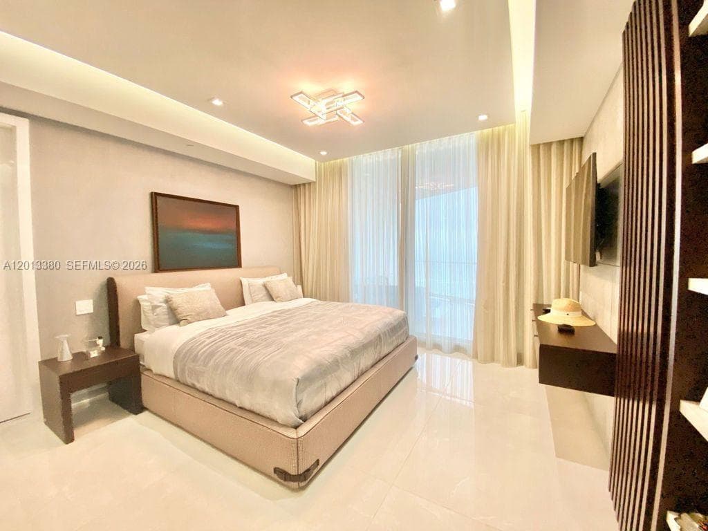 16901 Collins Ave # 701, Sunny Isles Beach FL 33160 — 37