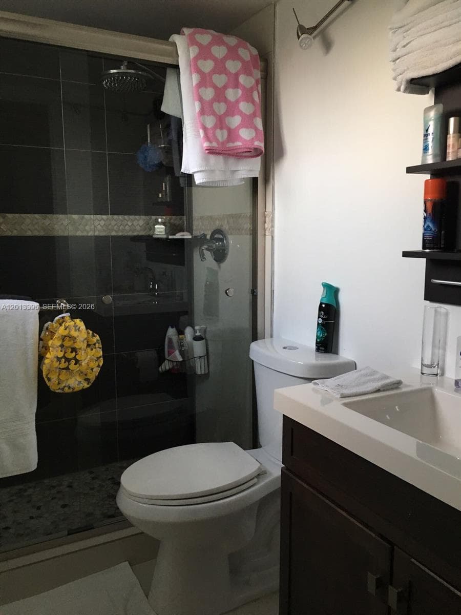 1401 Bay Rd # 513, Miami Beach FL 33139 — 12