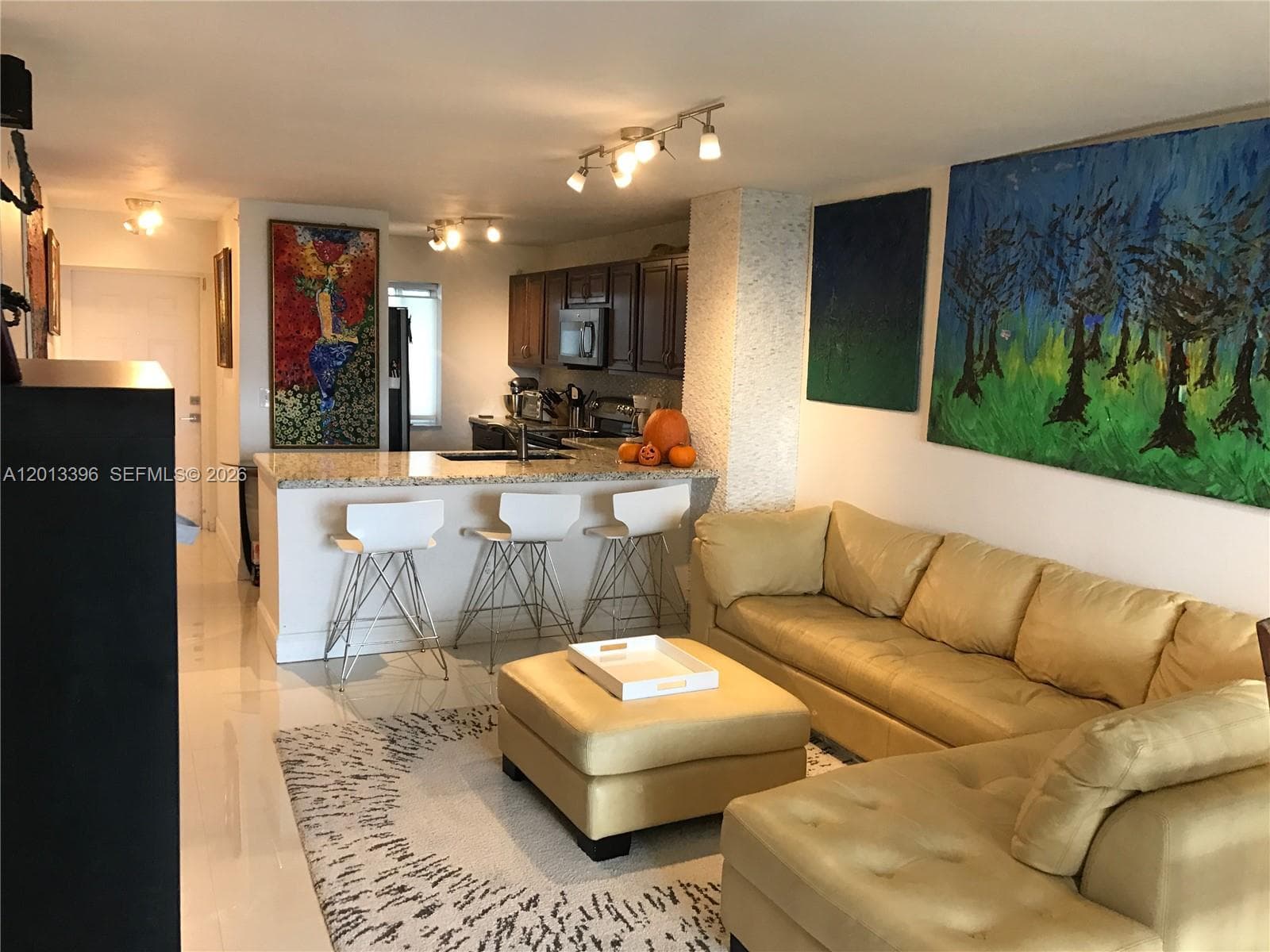 1401 Bay Rd # 513, Miami Beach FL 33139 — 3