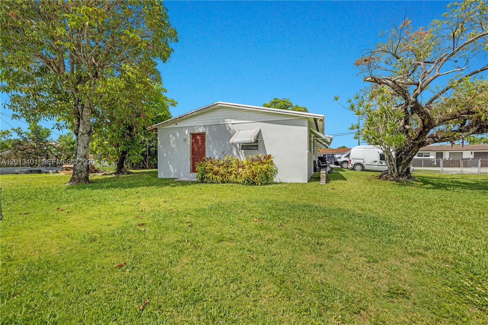 10370 SW 44th St, Miami FL 33165 — 6