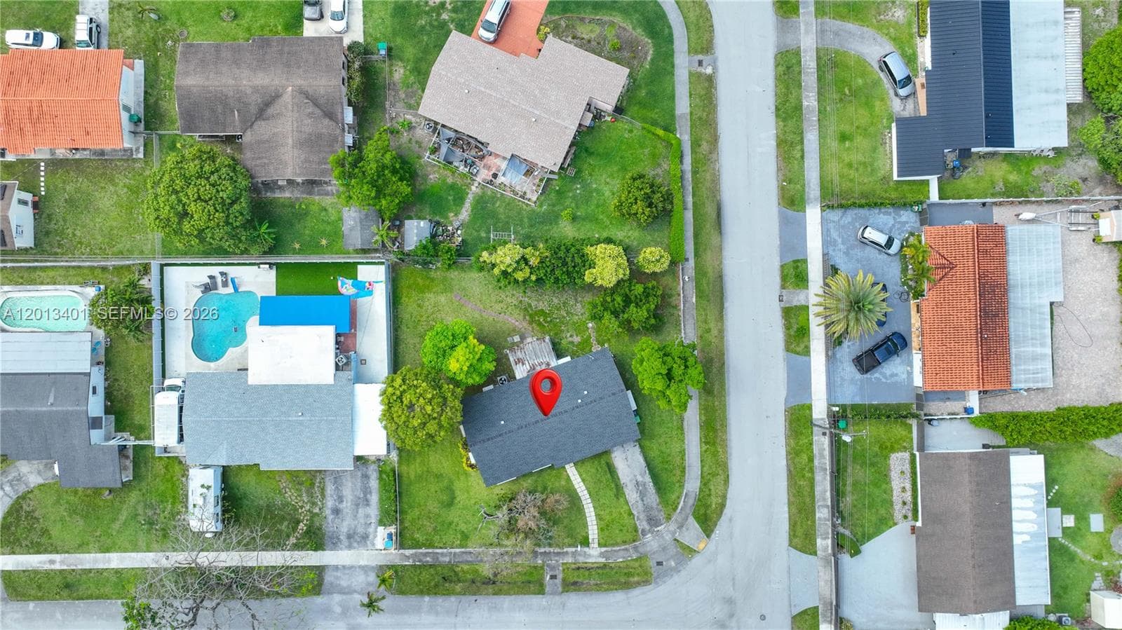 10370 SW 44th St, Miami FL 33165 — 24