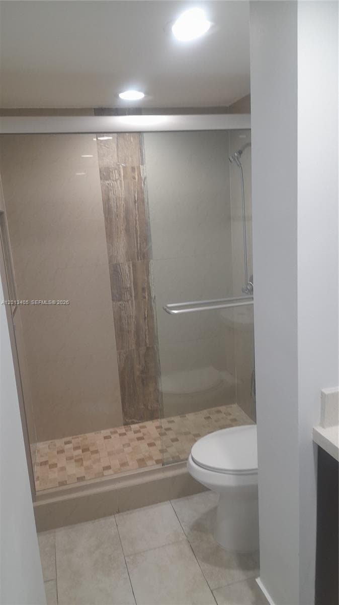 310 Fontainebleau Blvd # 203, Miami FL 33172 — 6