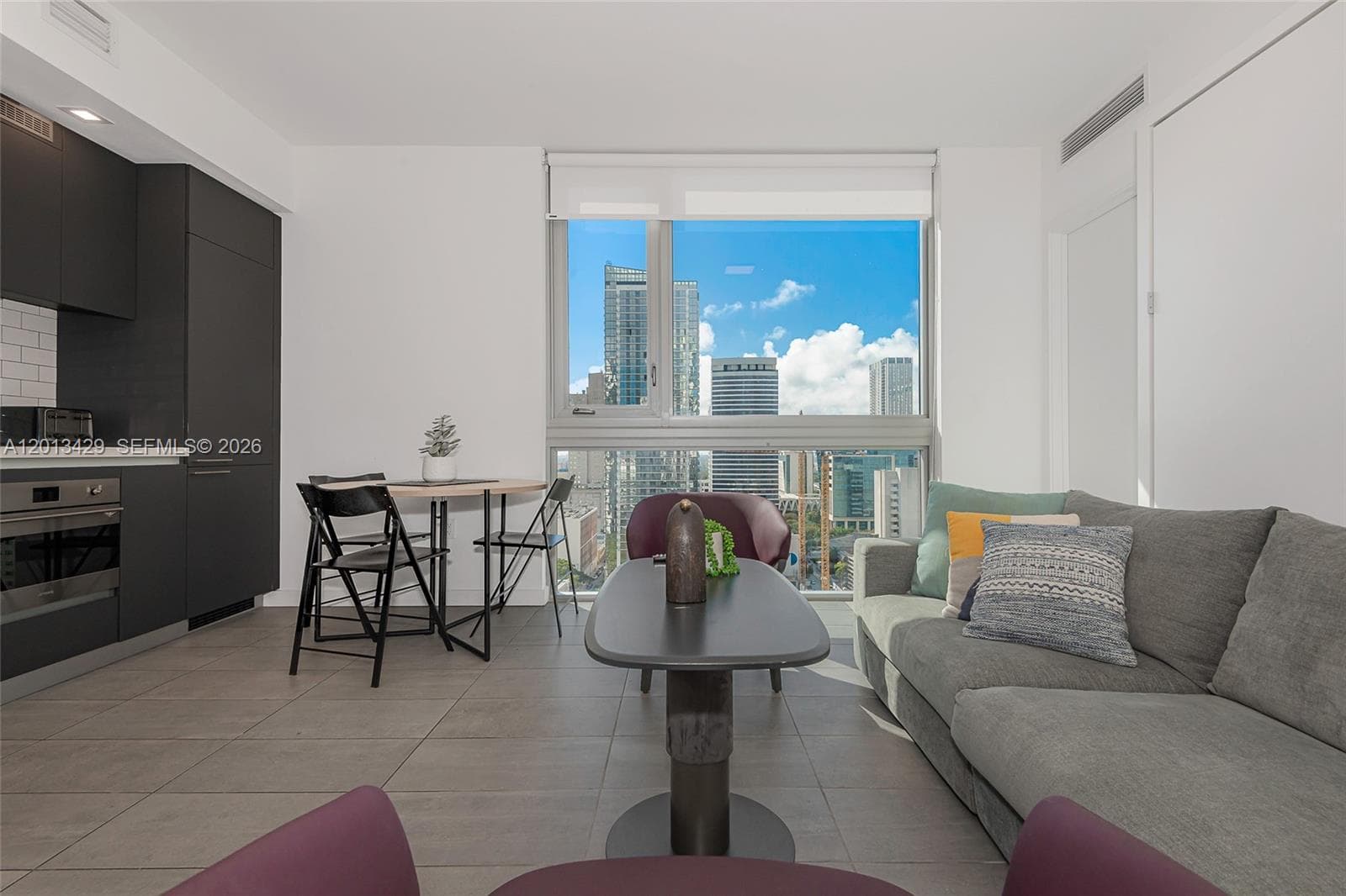 227 NE 2nd St # 2206, Miami FL 33132 — 23