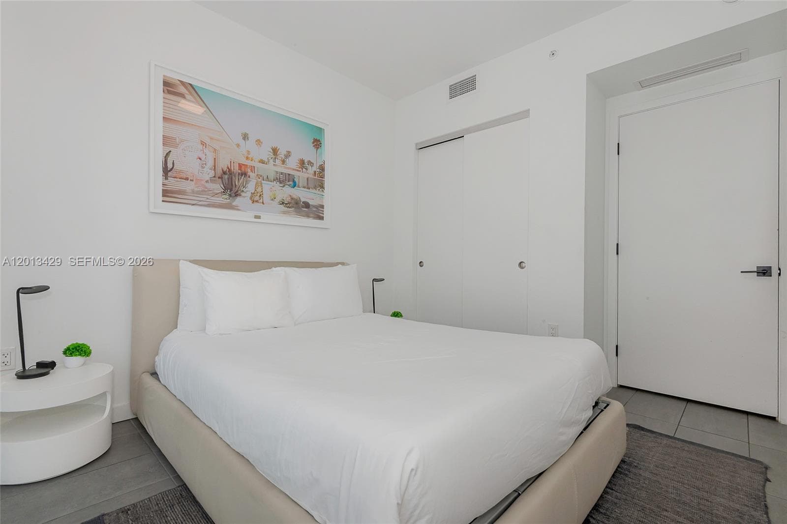 227 NE 2nd St # 2206, Miami FL 33132 — 13