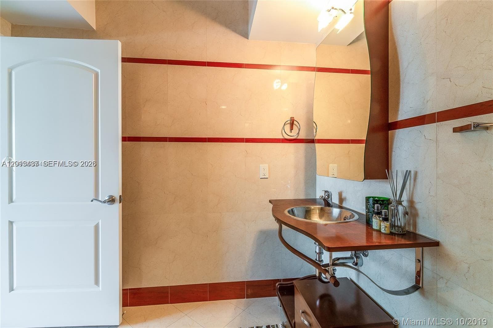 110 Washington Ave # 1710, Miami Beach FL 33139 — 7
