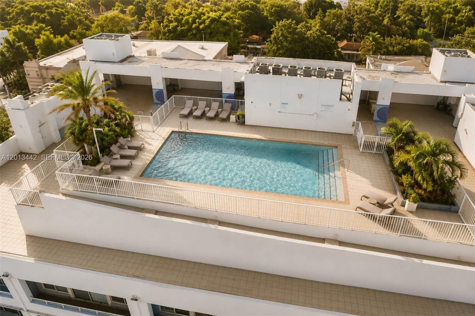 3250 Grand Ave # 307, Miami FL 33133 — 17