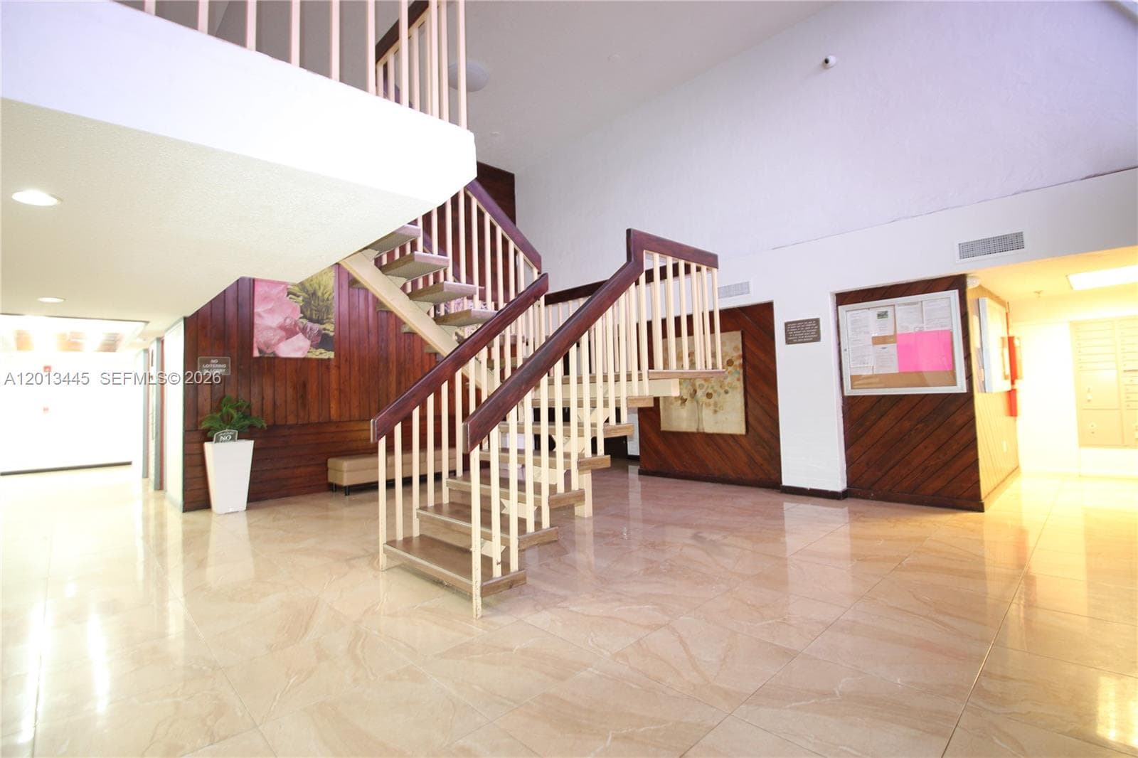 17890 W Dixie Hwy 519 Hwy # 519, North Miami Beach FL 33160 — 27