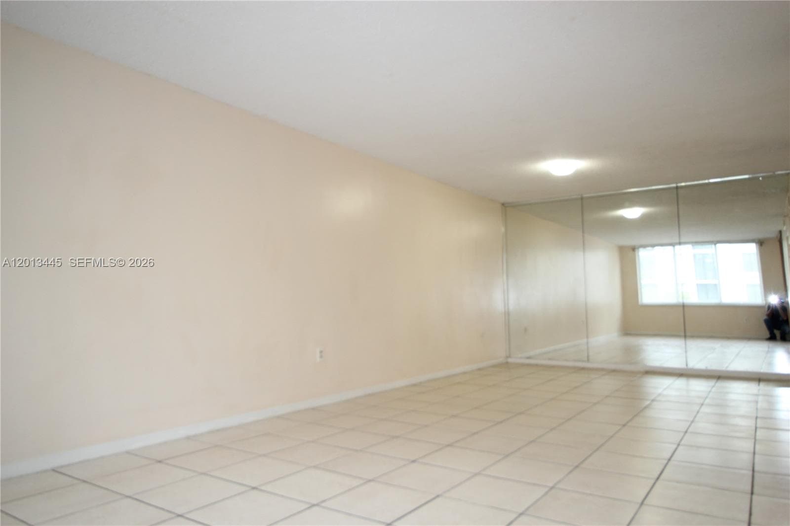 17890 W Dixie Hwy 519 Hwy # 519, North Miami Beach FL 33160 — 3