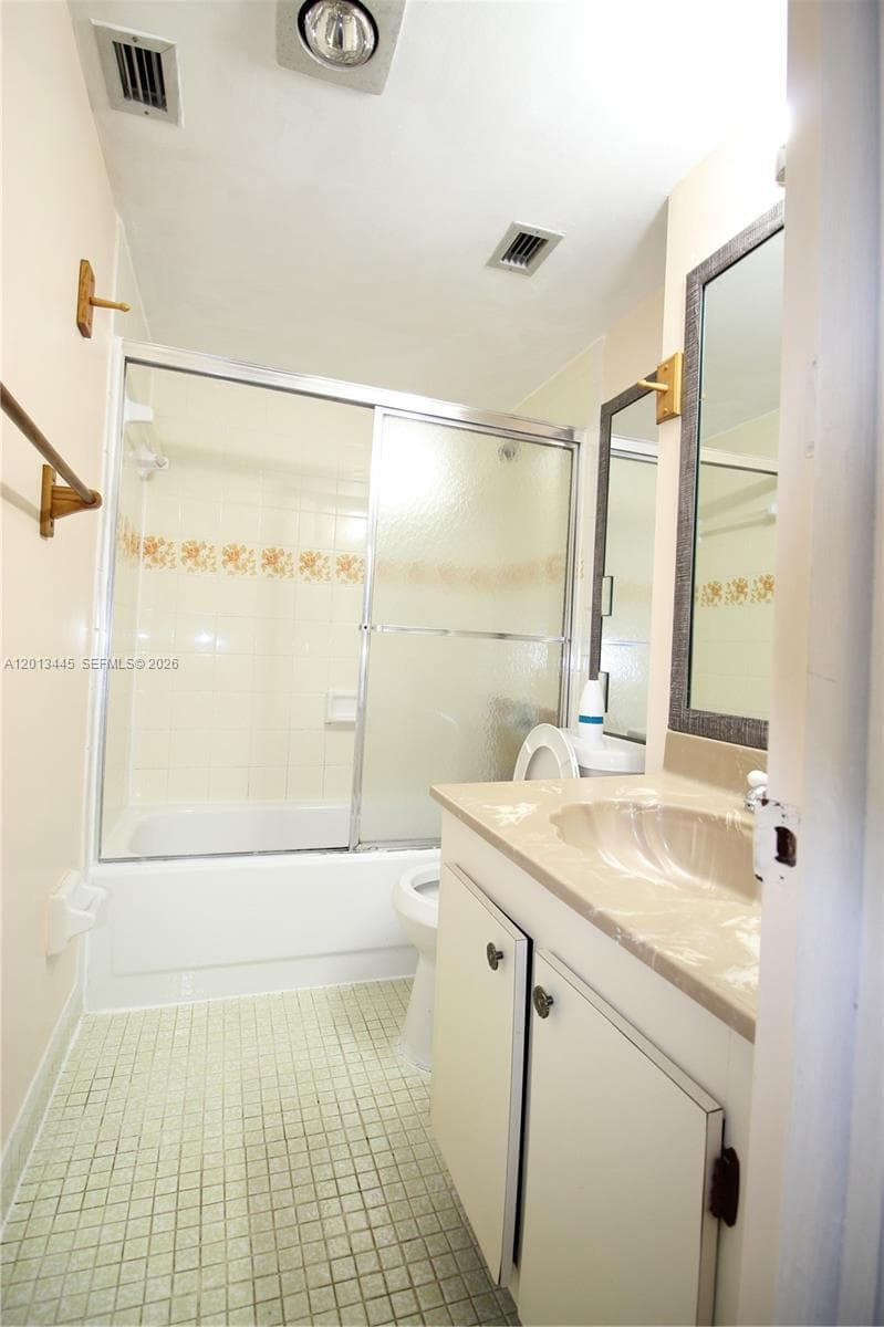 17890 W Dixie Hwy 519 Hwy # 519, North Miami Beach FL 33160 — 18