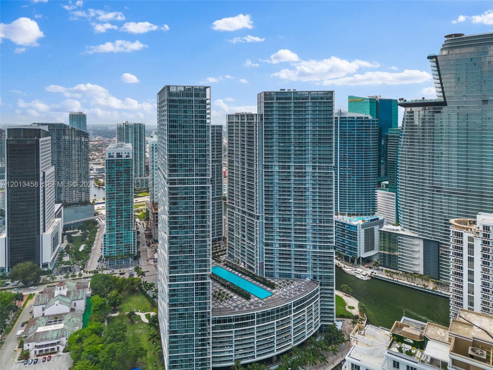 475 Brickell Ave # 2812, Miami FL 33131 — 23