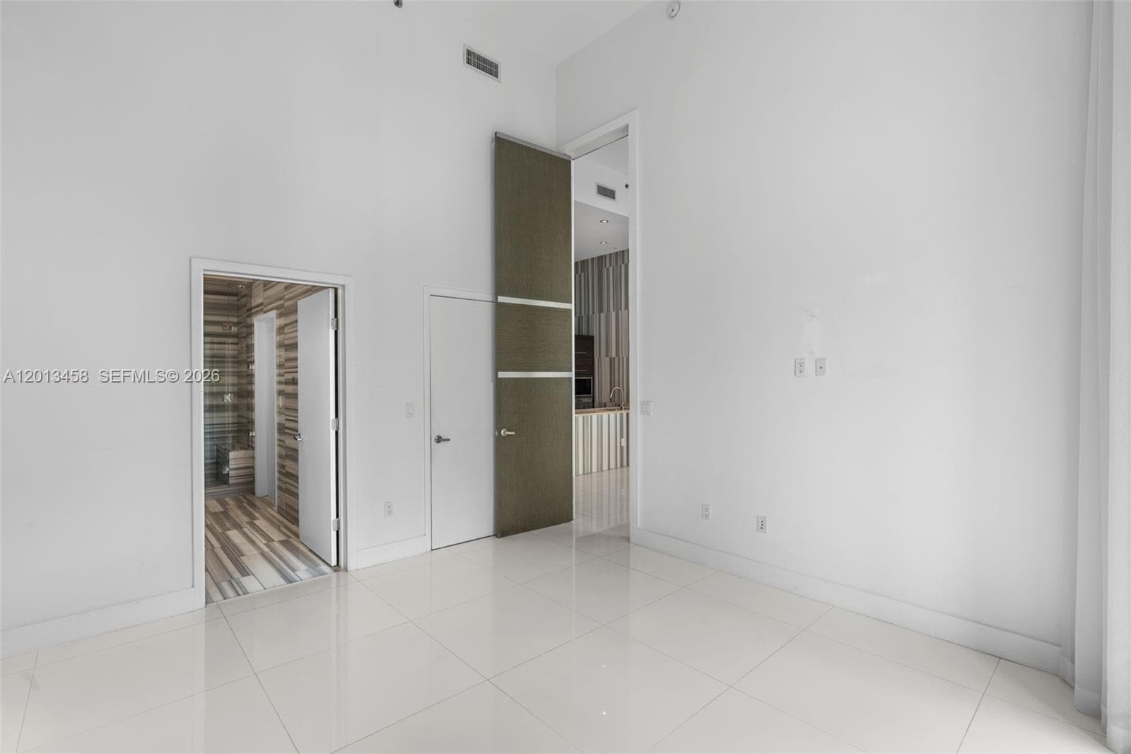 475 Brickell Ave # 2812, Miami FL 33131 — 15