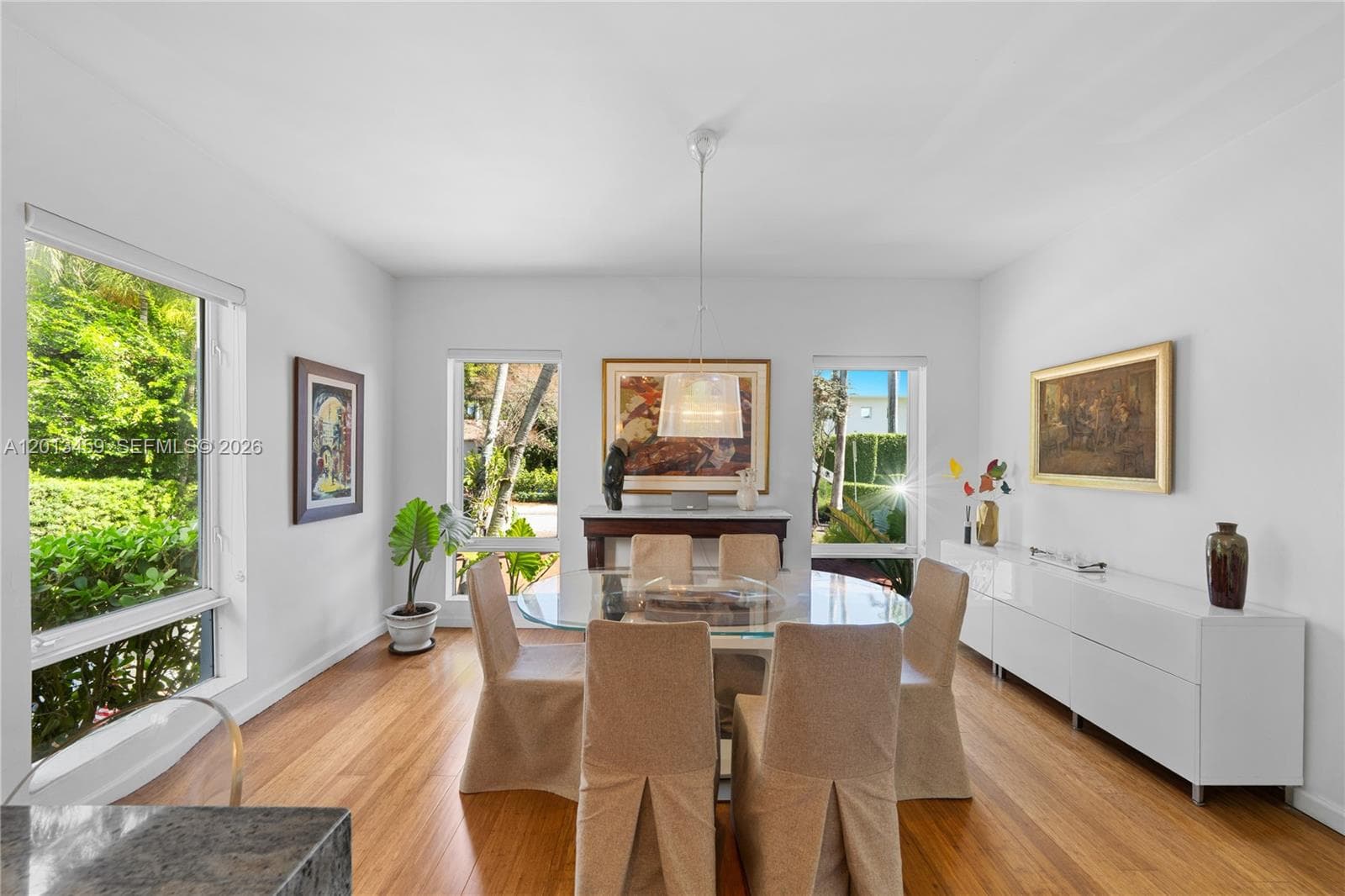 1281 S Venetian Way, Miami FL 33139 — 26