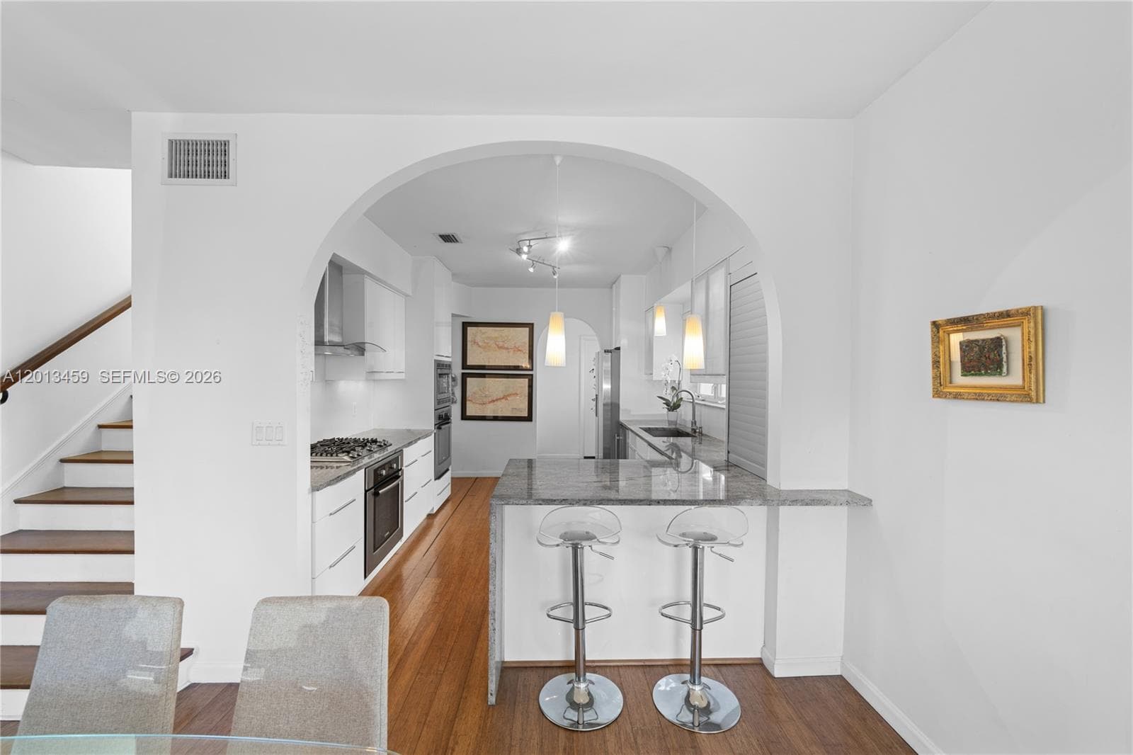 1281 S Venetian Way, Miami FL 33139 — 22