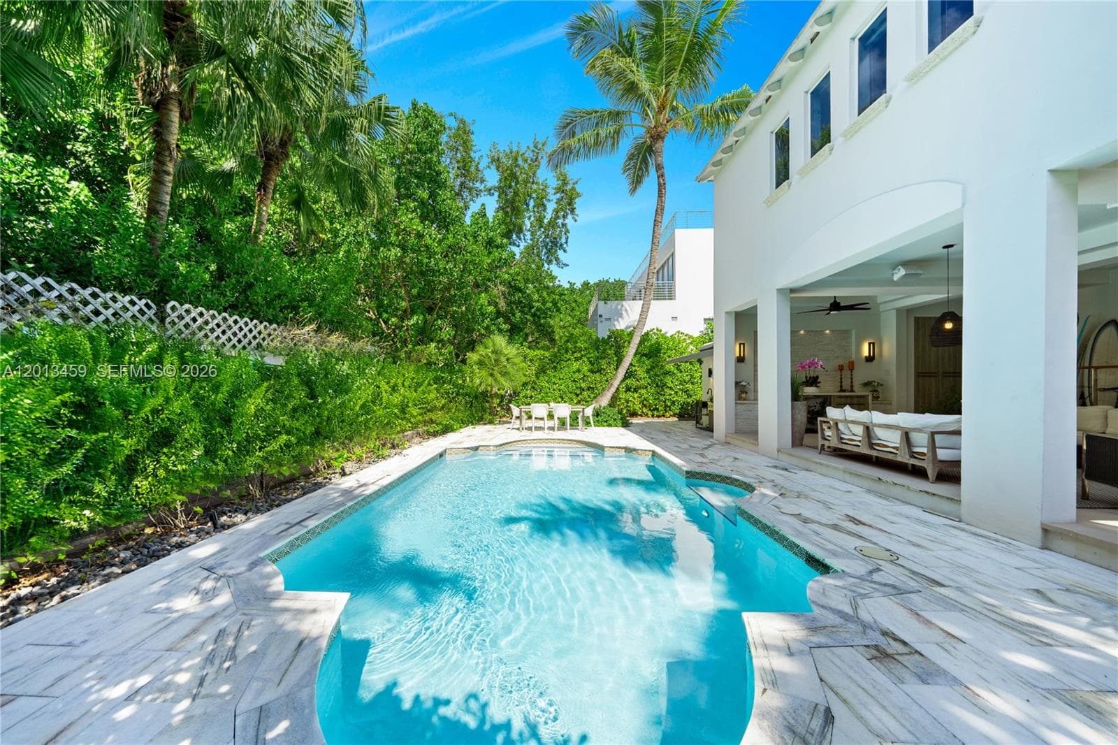 1281 S Venetian Way, Miami FL 33139 — 9