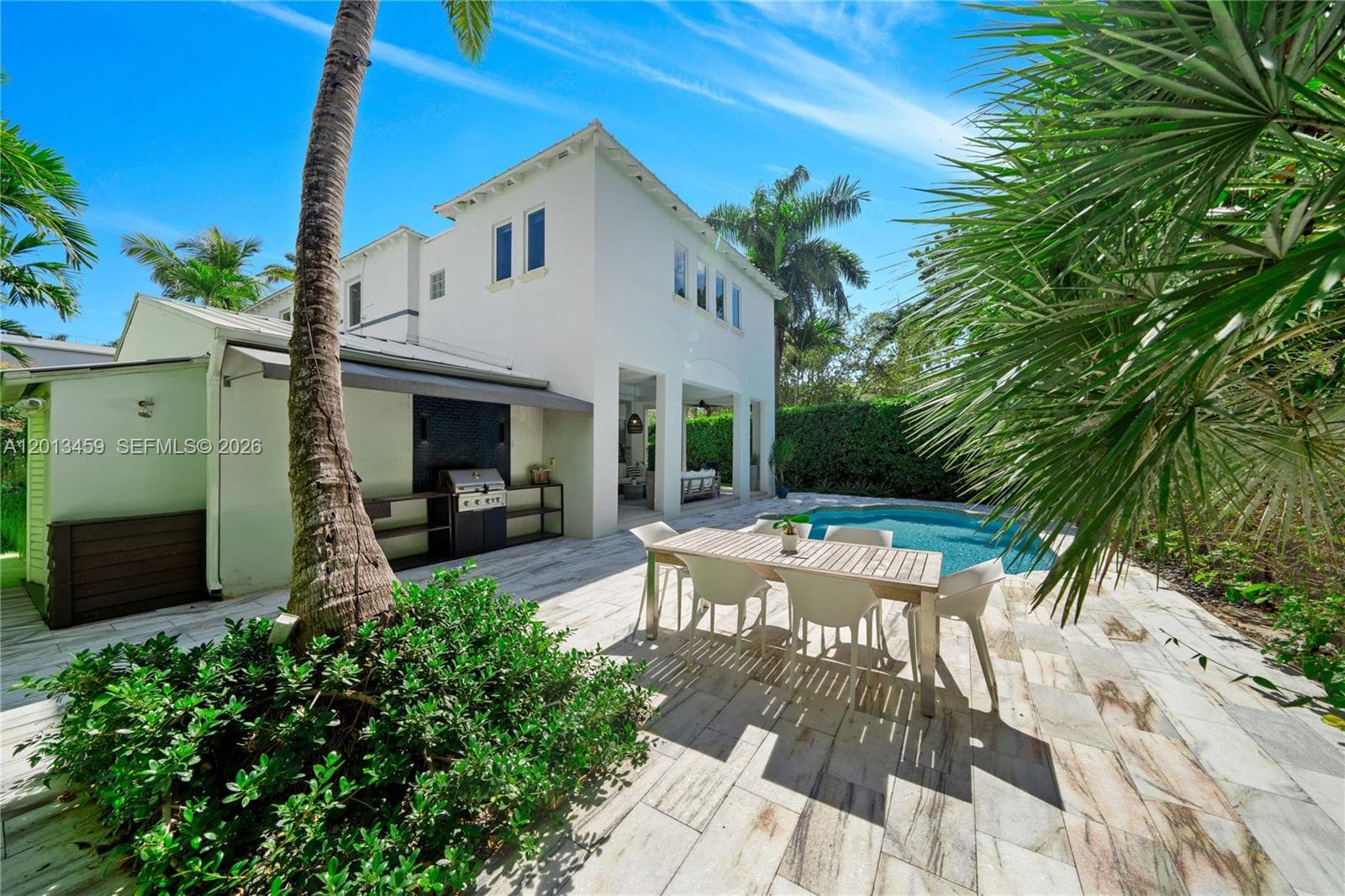 1281 S Venetian Way, Miami FL 33139 — 10