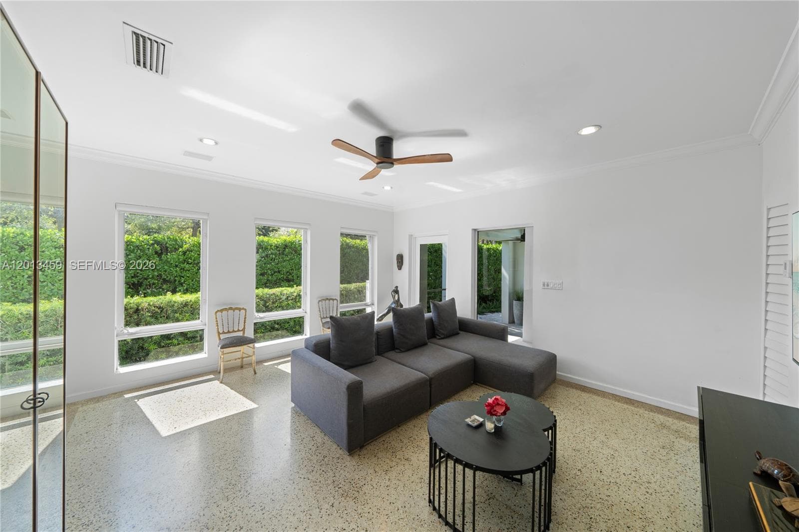 1281 S Venetian Way, Miami FL 33139 — 15