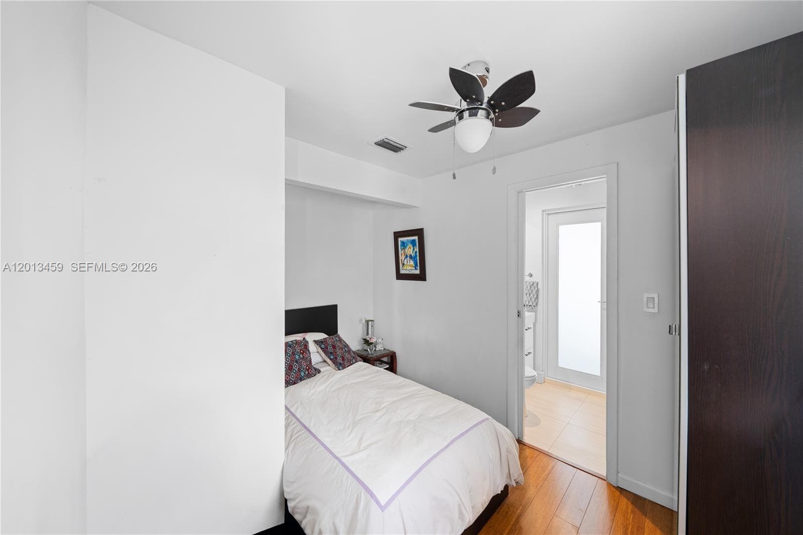 1281 S Venetian Way, Miami FL 33139 — 40