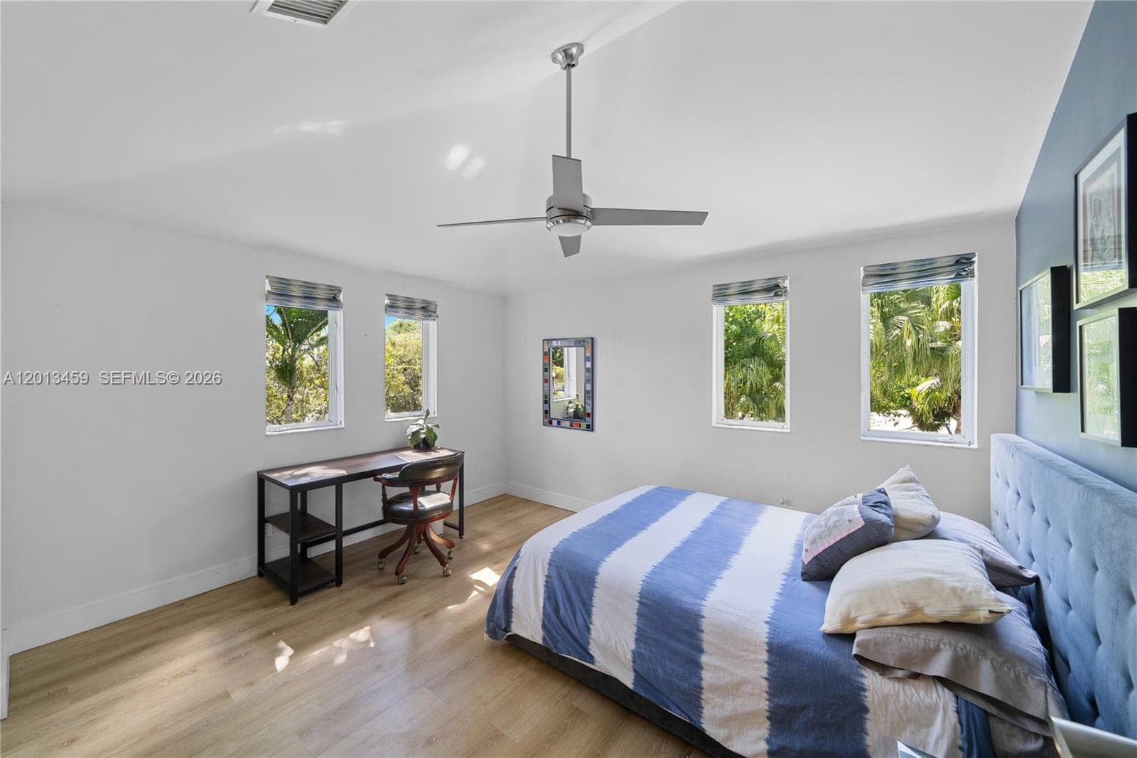 1281 S Venetian Way, Miami FL 33139 — 35