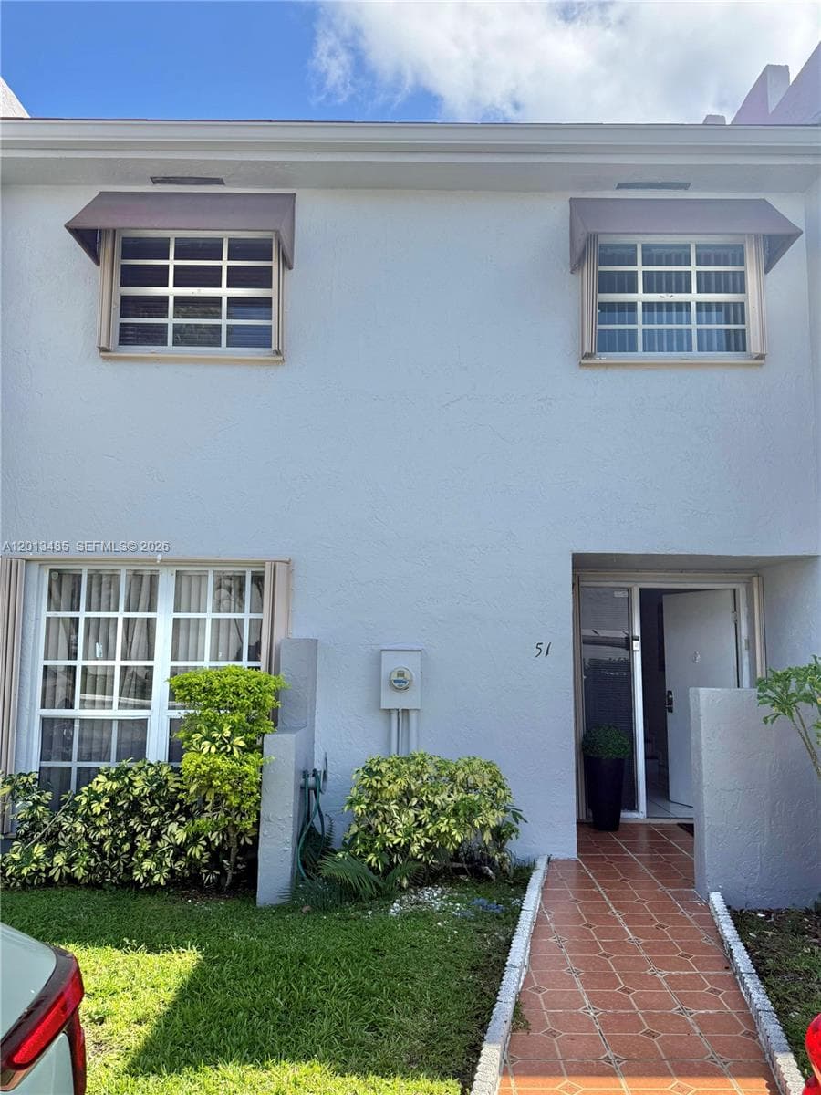 10330 SW 154th Cir Ct # 51, Miami FL 33196 — 1